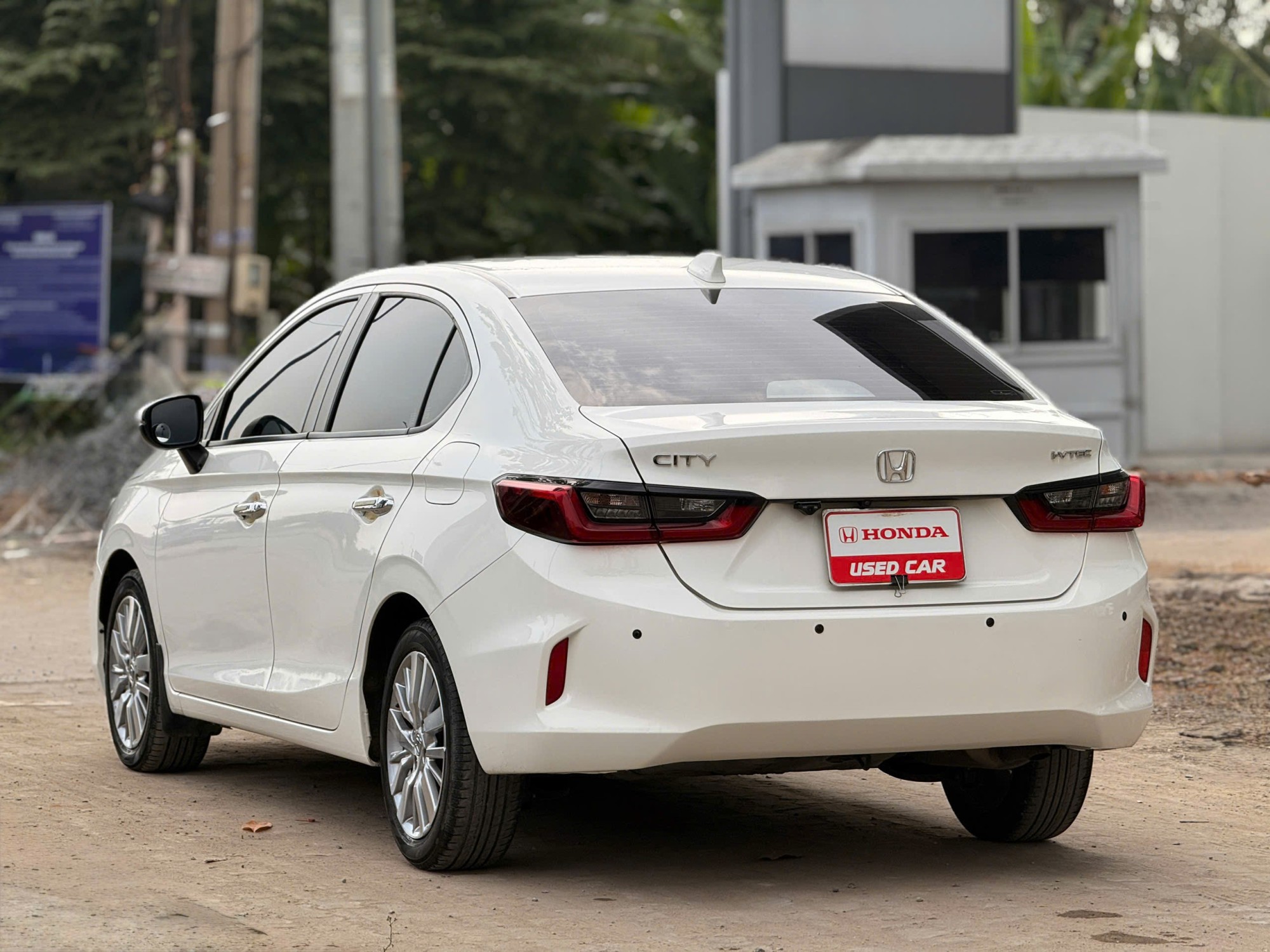 Honda City L màu Trắng Xe đã qua sử dụng tại Honda Quận 2